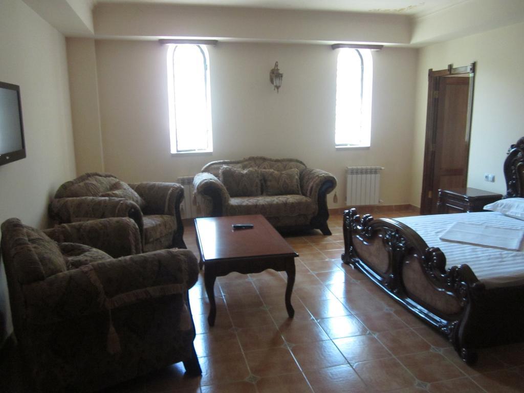 יירבאן Venezia Palazzo Hotel חדר תמונה