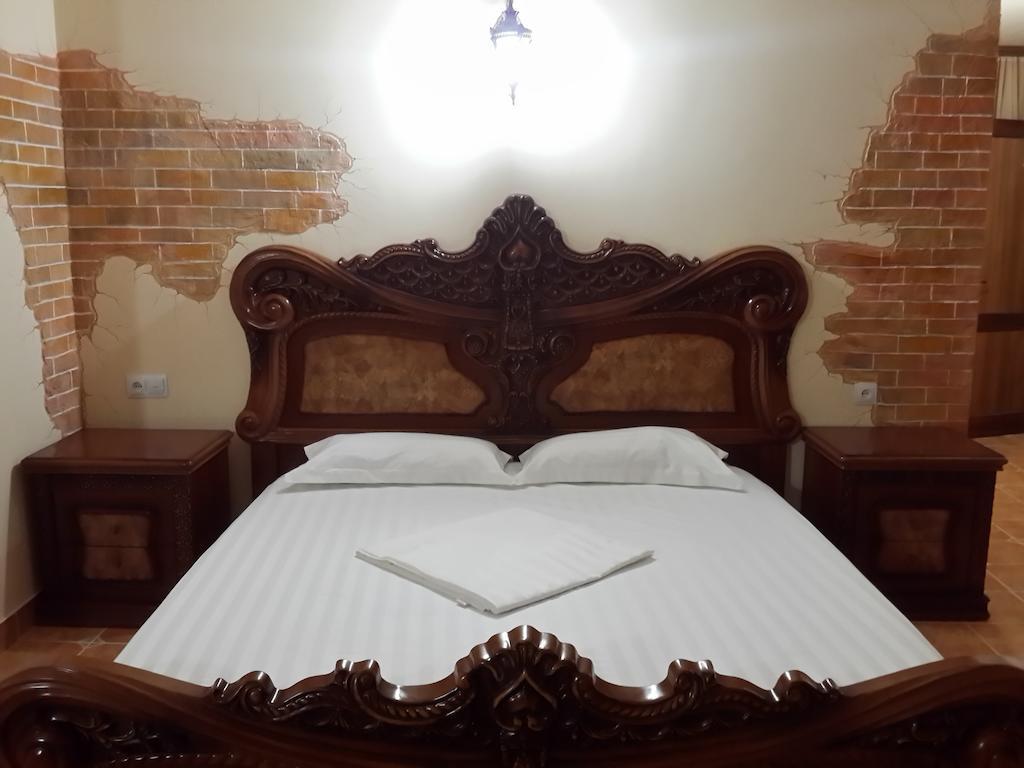 יירבאן Venezia Palazzo Hotel מראה חיצוני תמונה