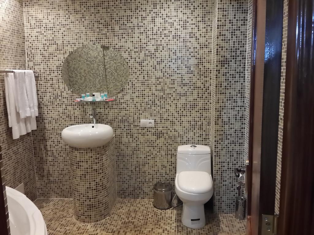 יירבאן Venezia Palazzo Hotel חדר תמונה