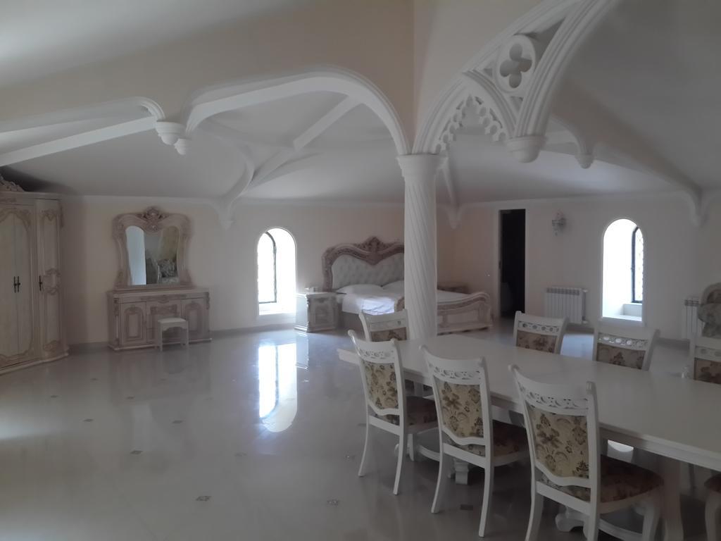 יירבאן Venezia Palazzo Hotel חדר תמונה